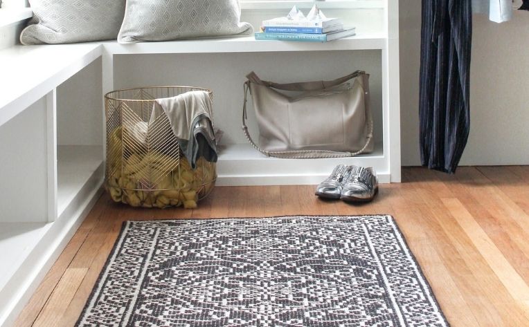 Matching Rugs with Your Hardwood Floors | Flooring Canada